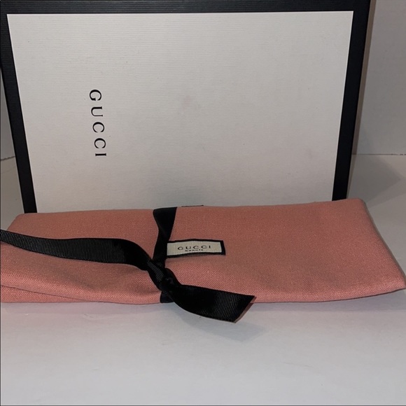 Authentic Gucci Rare Fabric Pouch Bag - Picture 6 of 7